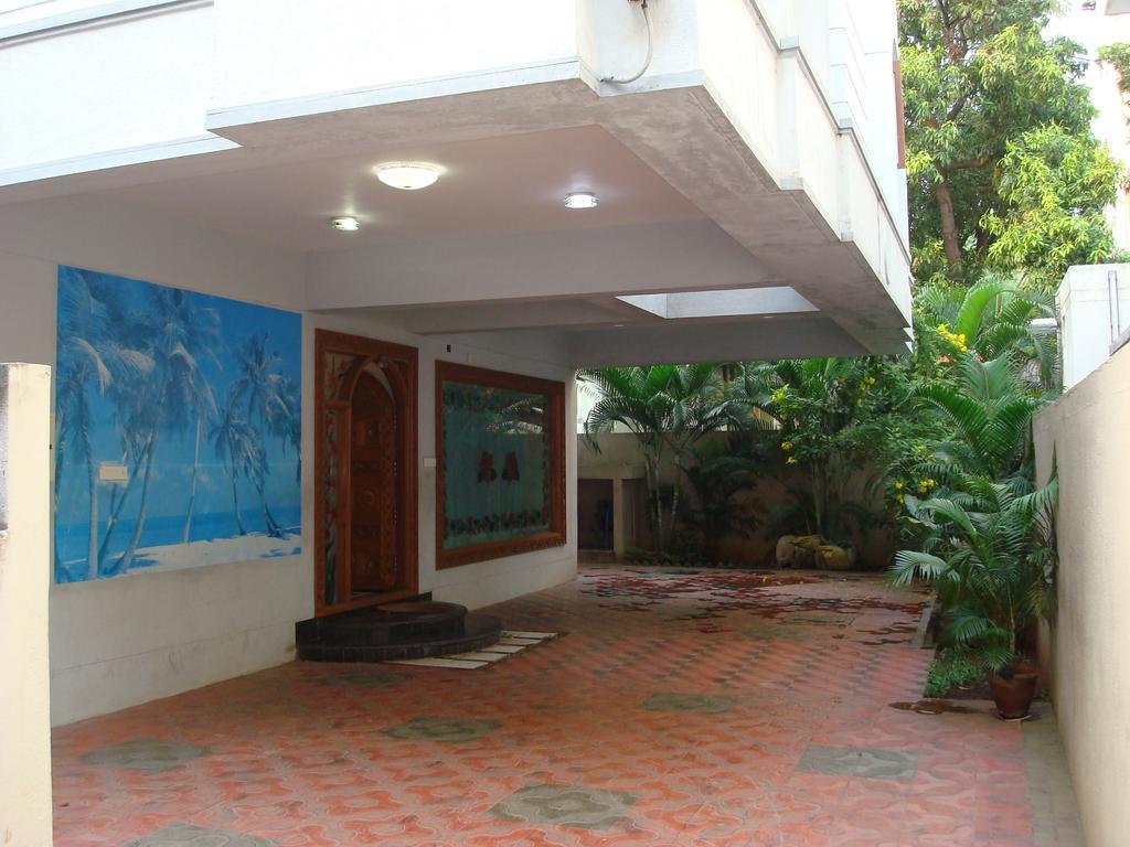 Lloyds Serviced Apartments,Krishna Street,T Nagar Chennai Phòng bức ảnh