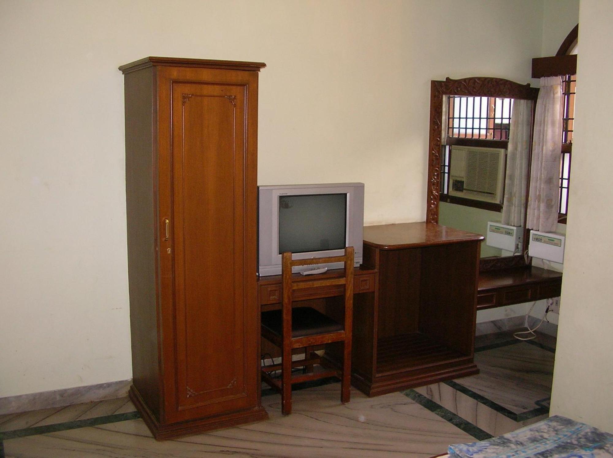Lloyds Serviced Apartments,Krishna Street,T Nagar Chennai Phòng bức ảnh