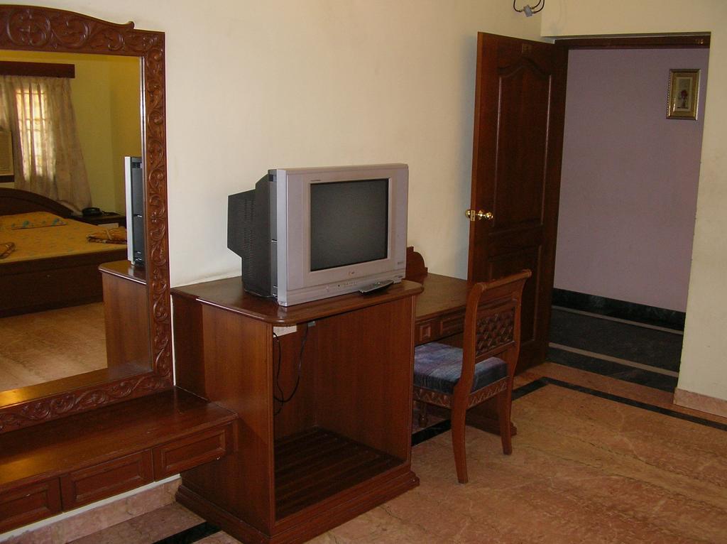 Lloyds Serviced Apartments,Krishna Street,T Nagar Chennai Phòng bức ảnh