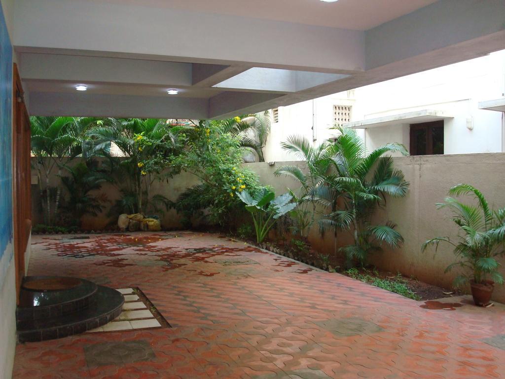 Lloyds Serviced Apartments,Krishna Street,T Nagar Chennai Phòng bức ảnh